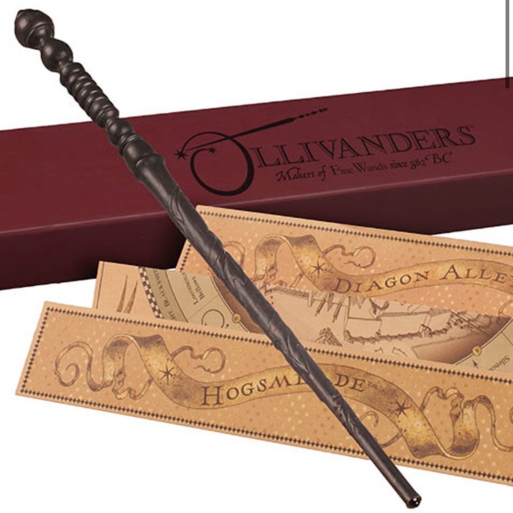 Universal Harry Potter Wand Ash Wood Interactive